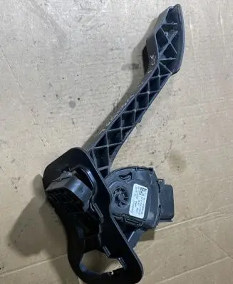 Ford Transit Accelerator throttle pedal 6C119F836CB