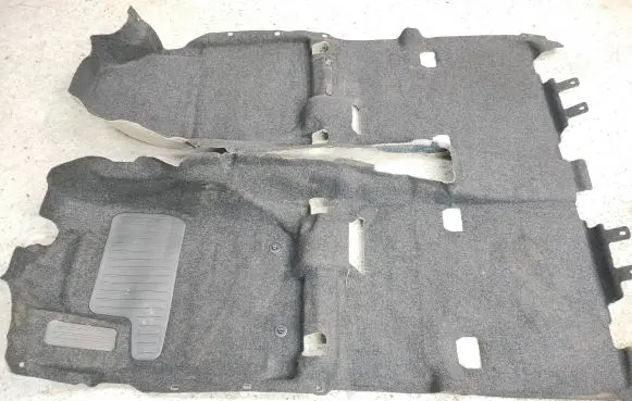 Toyota RAV 4 (XA40) Interior carpet 5851042B40C