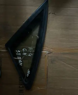Audi A4 S4 B8 8K Rear side window