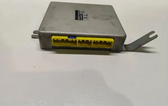 Subaru Impreza I Engine control unit/module 22611AD380 A18000D41