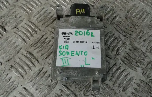 KIA Sorento Trunk lid opening control unit 95811-C6010