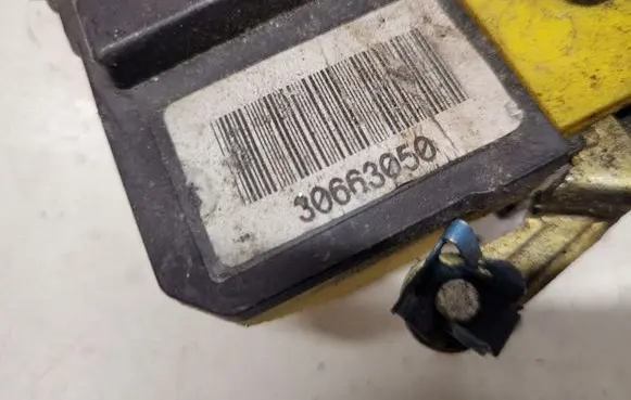 Volvo XC90 Rear door lock 30663050