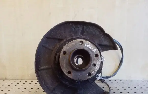 BMW X5 E53 Rear wheel hub