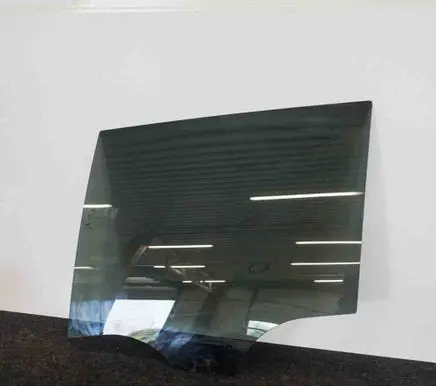 Rear door window glass