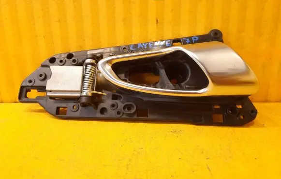 Porsche Cayenne (9PA) Front door interior handle 7P5837020C