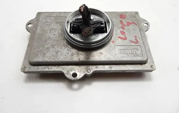 Seat Leon (5F) Xenon control unit/module 5F0941972 90028152
