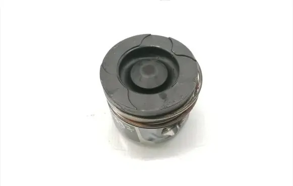 Toyota RAV 4 (XA30) Piston 