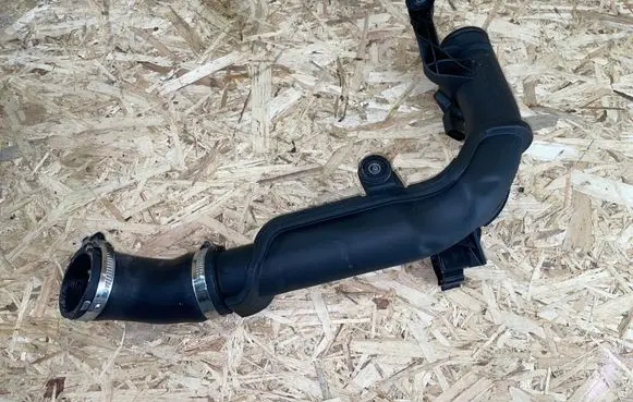 Volkswagen PASSAT B7 Intercooler hose/pipe 1K0145770AE 0281002977 03g906051e