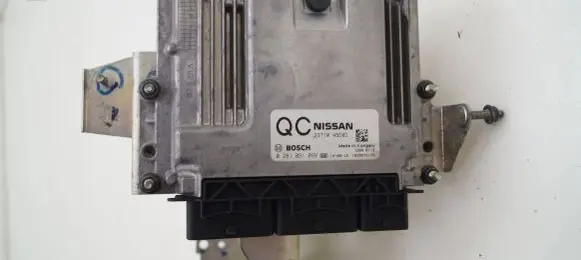 Nissan X-Trail T32 Engine control unit/module 237104BE0D