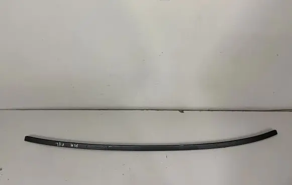 Roof trim bar molding cover