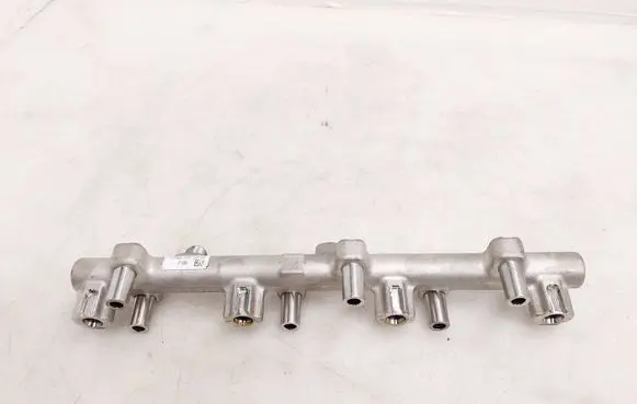 Mercedes-Benz CLA C118 X118 Fuel main line pipe A2820702600 A2820702700