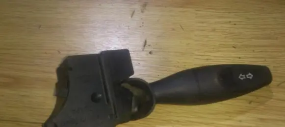 Ford Mondeo Mk III Indicator stalk