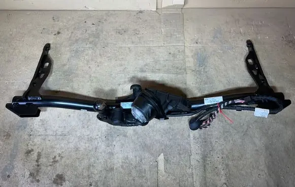 Volkswagen Golf VIII Tow bar set 5H0803881J
