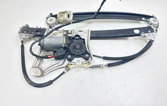 Mercedes-Benz S W220 Front door window regulator with motor A2207200446