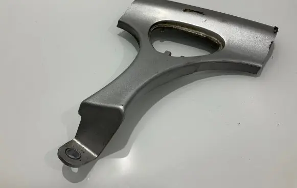 Mercedes-Benz E W211 Front bumper mounting bracket