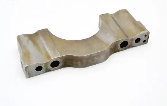 Chrysler Grand Voyager II Crankshaft Holder 10619832080