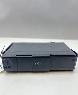 Mercedes-Benz CLK A209 C209 CD/DVD changer A2038209089 2038209089
