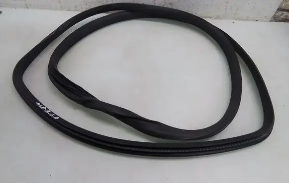 Mercedes-Benz B W245 Rubber seal rear door 