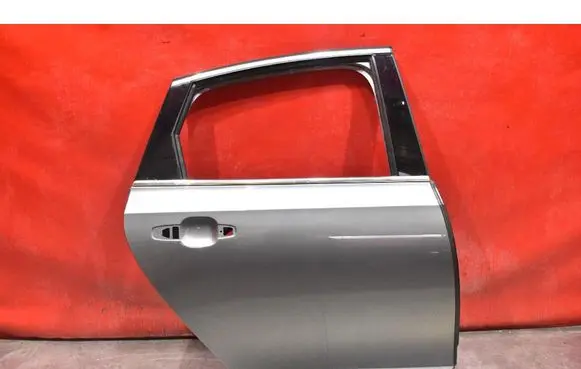 Rear door