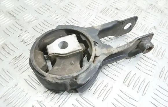 Mazda CX-3 Engine mount bracket DA6V39040
