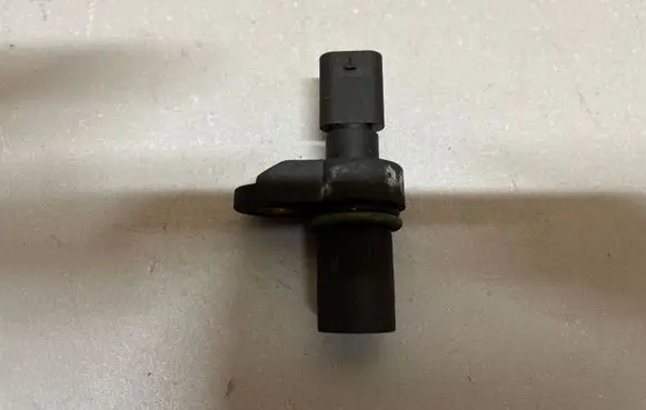 BMW 3 F30 F35 F31 Camshaft speed sensor 7803093