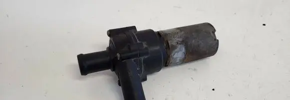 Audi A4 S4 B7 8E 8H Electric auxiliary coolant/water pump