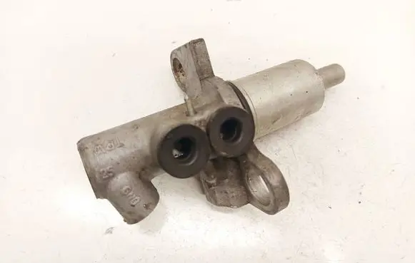 Volkswagen PASSAT B5.5 Master brake cylinder 