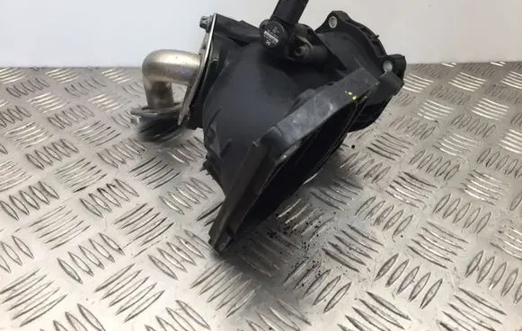 Mercedes-Benz C W204 Air pressure sensor A0071530028 0261230196 A6510900028