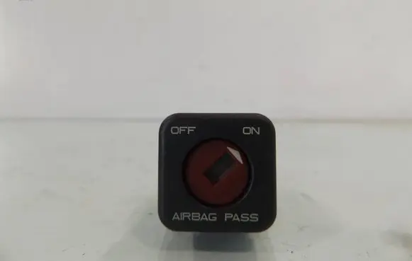 Toyota Aygo AB10 Passenger airbag on/off switch