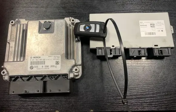 Engine ECU kit and lock set
