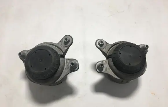 Mercedes-Benz C W205 Engine mount vacuum valve A2052406417