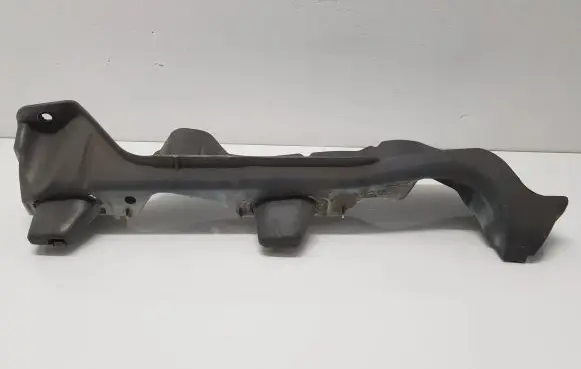 Renault Kangoo II Fender mounting bracket 8200381902