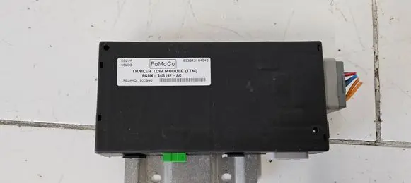 Ford Mondeo Mk III Tow bar trailer control unit/module 100846 6G9N14B192AC