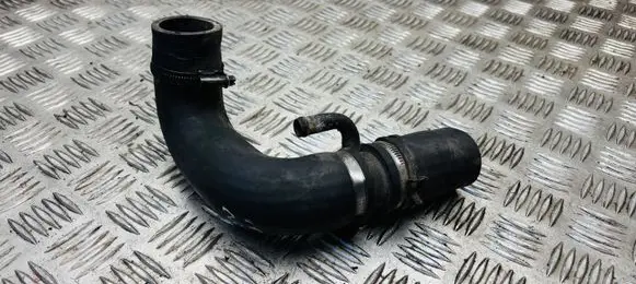 Audi A8 S8 D2 4D Engine coolant pipe/hose
