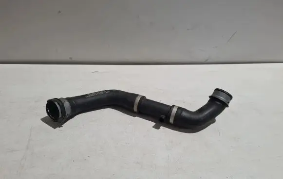 Mercedes-Benz E W213 Engine coolant pipe/hose A2135012582