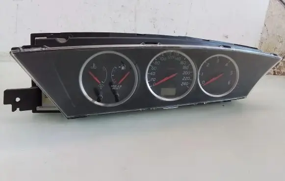 Nissan Primera Speedometer (instrument cluster)