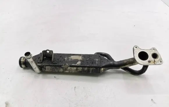 Chrysler 300 - 300C EGR valve cooler 16421400975 0814300211 117000000000000