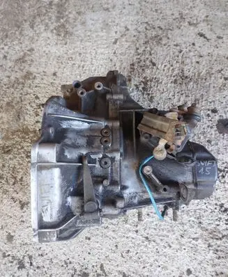 Suzuki Swift Cultus Manual 5 speed gearbox 3G02A011 GFO1A002