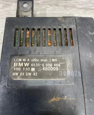 BMW 5 E39 Light module LCM 6908468 61356908468 109110
