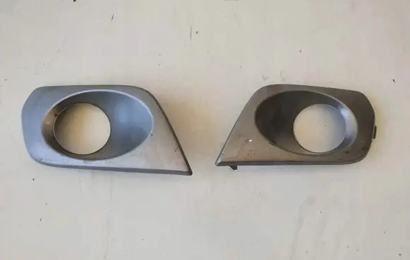Dacia Sandero Front fog light trim/grill 261A36699R 261A22179R