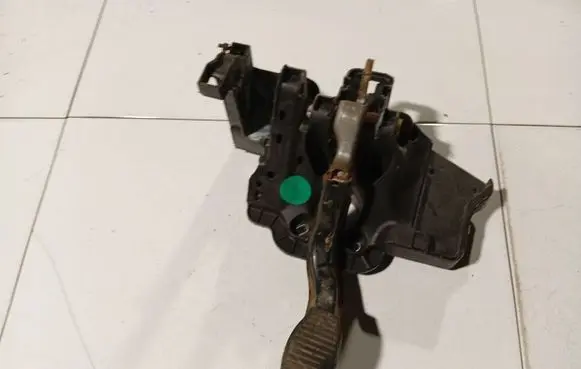 Fiat Grande Punto Brake pedal 