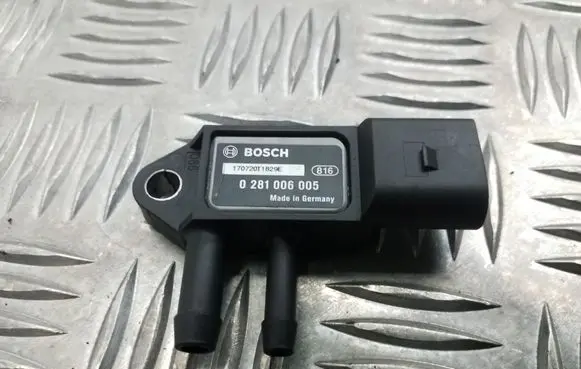 Audi A4 S4 B8 8K Exhaust gas pressure sensor 0281006005