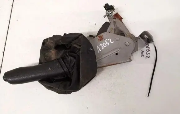 Mazda 121 SM Handbrake/parking brake lever assembly