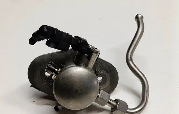 Mini Cooper F57 Fuel injection high pressure pump 8631642S7 8631642 0261520521