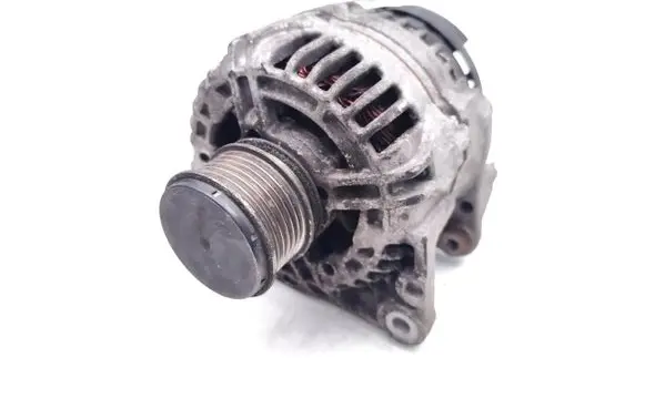 Skoda Fabia Mk2 (5J) Generator/alternator 06F903023D