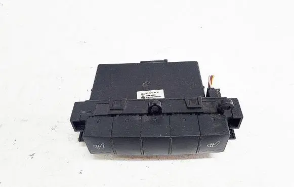 Mercedes-Benz A W169 Seat heating switch 1698208510