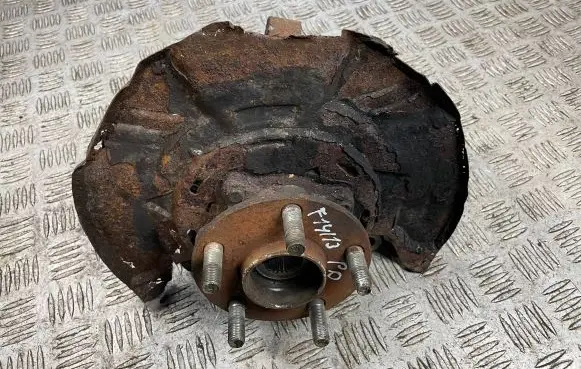 Subaru Forester SJ Front wheel hub