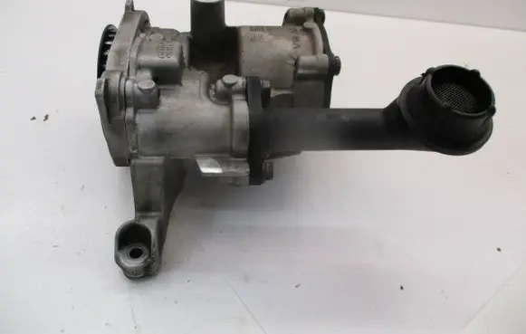 Audi A3 S3 8V Oil pump 04L145208D CUN