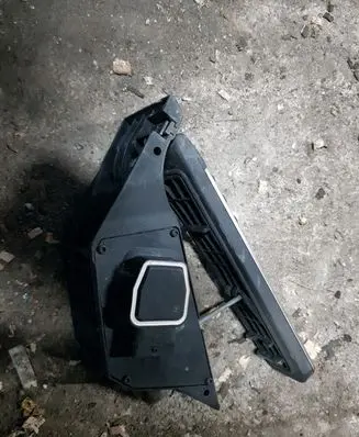 Mercedes-Benz C W204 Accelerator throttle pedal