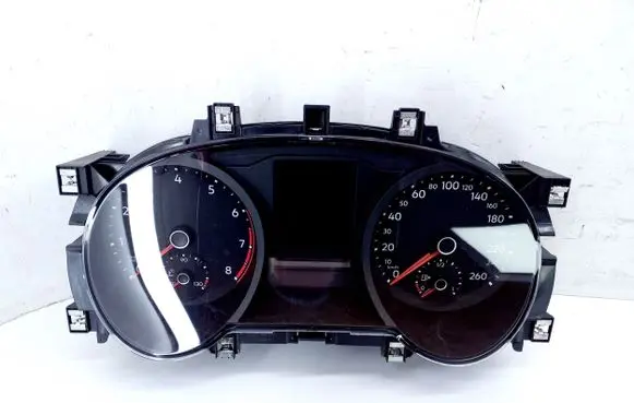 Volkswagen Tiguan Speedometer (instrument cluster) 5NA920750E